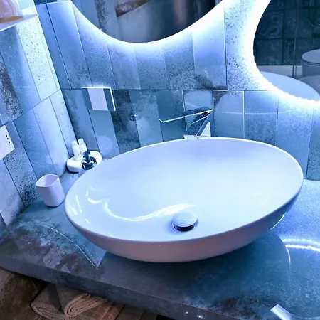 5 Lune Bed & Breakfast